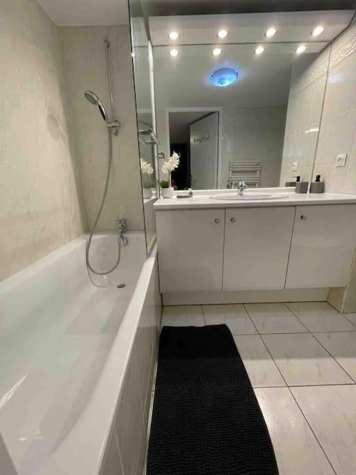Magnifique Duplex 45 M2 Aux Portes De Paris Metro Barbara A 30Mn Expo Porte De Versailles Montrouge Dış mekan fotoğraf