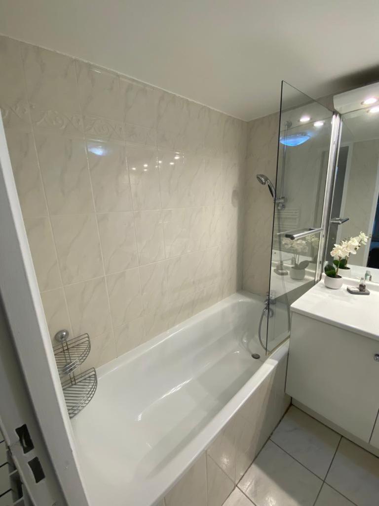 Magnifique Duplex 45 M2 Aux Portes De Paris Metro Barbara A 30Mn Expo Porte De Versailles Montrouge Dış mekan fotoğraf